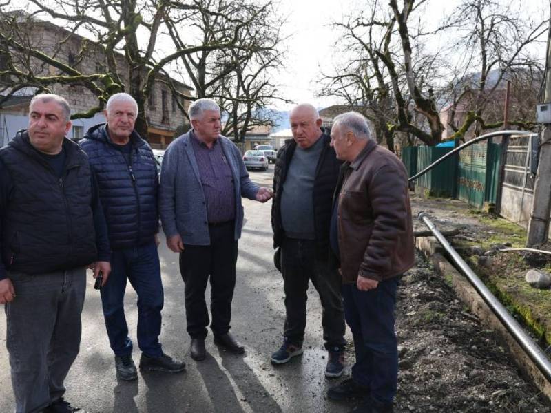 ცაგერის მუნიციპალიტეტის მერი ჭაბუკი ჭაბუკიანი სოფელ ორბელში წყალმომარაგების სისტემის...